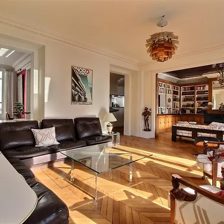 Relais Spontini Apartment Paris